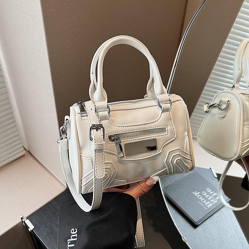 Exquisite Small Bag Women's New High-end Versatile Messenger Bag Fashionable Portable Small Square Bag