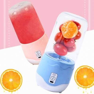 1800mAh 400ml Juicer Cup Non-slip Rechargeable Portable Juice Shakes Smoothies Fruit Blender for Travel