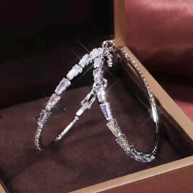 Korean Fashion Full Diamond Zircon C-Shaped Hoop Earrings: Trendy Women's Gemstone Studs