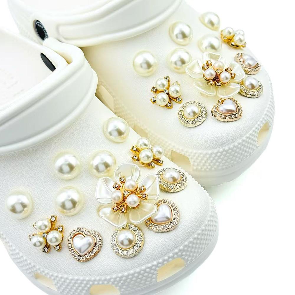 24PCS Summer Fashion Shoe Charms Set Accessories for Clogs Shoe Buckle Pearl Diamond Flower DIY Shoes Decorations
