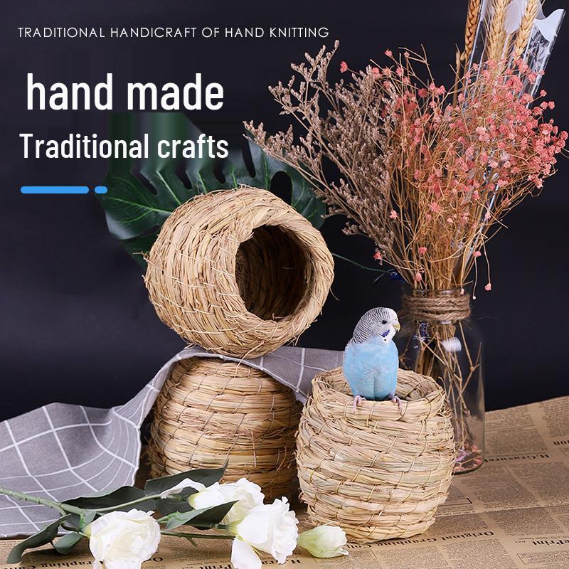 Cockatiel Egg-Laying Nest: Handwoven Tiger Grass Insulated Bird Nest for Warmth and Comfort