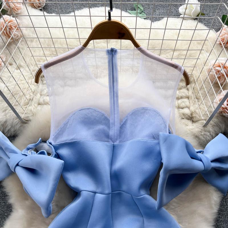 Elegante abito da sera in rete con fiocco in pietra con strass Abito da donna blu chic a maniche corte alla moda Abiti spaccati Abito da donna a vita alta con tromba di base 2024