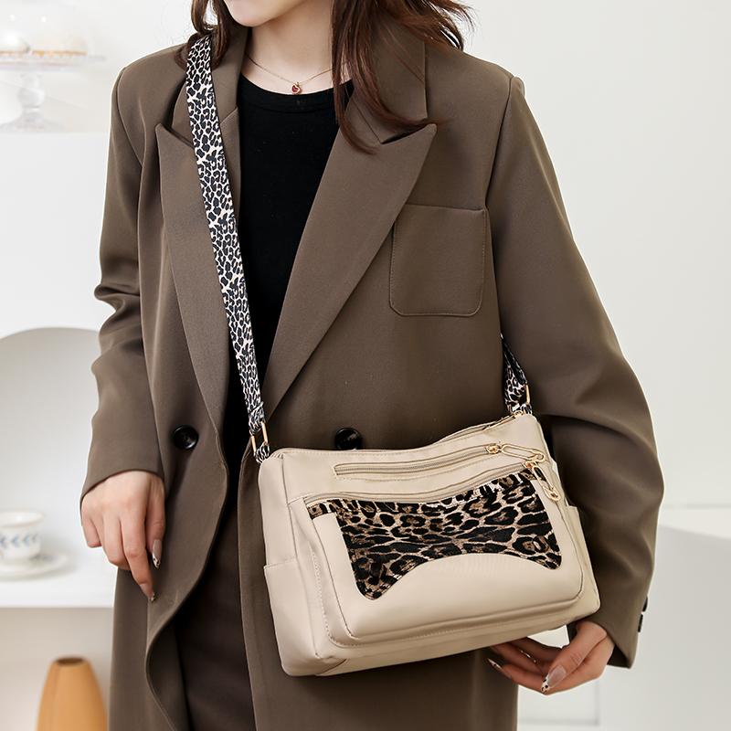 Large Capacity Women's Shoulder Bag Nylon Crossbody Bag Leopard Print Small Bag Mother Bag