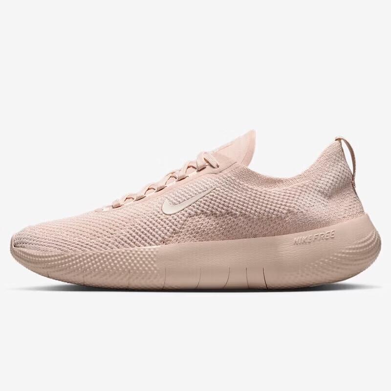 

Nike Women s Free Running & Training Shoes 39
