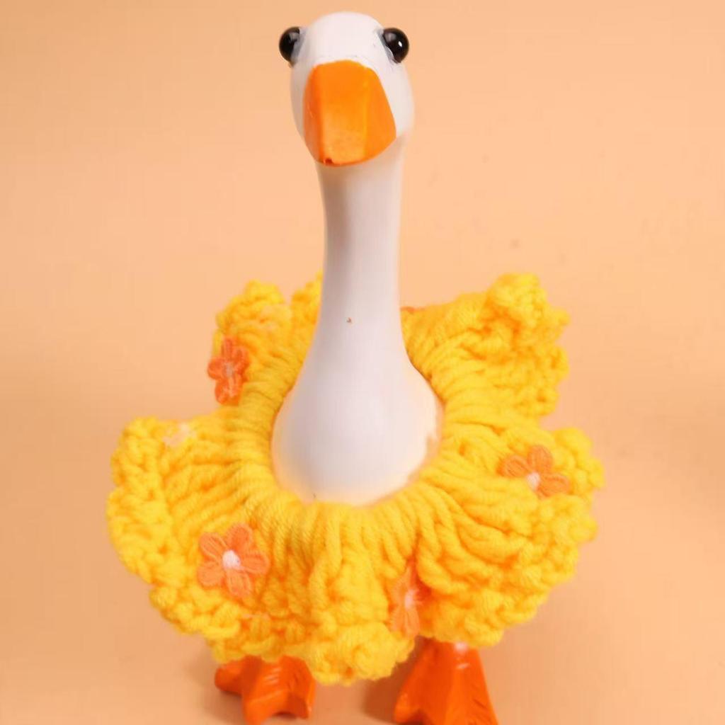 Valentine's Pearl Desktop Goose Set with Mini Knitted Hat & Adjustable Wings Clothing