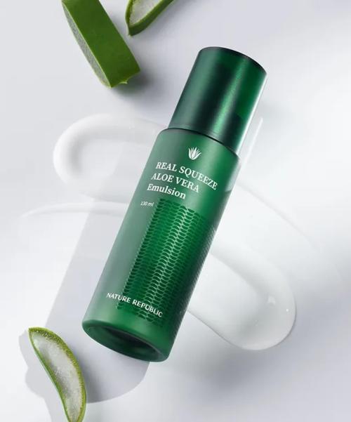 Nature Republic Real Squeeze Aloe Vera Emulsion Real Squeeze Aloe Vera Emulsion