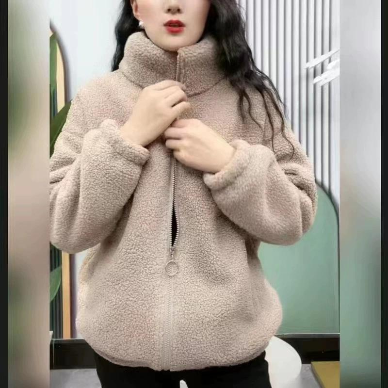 Winter Plush Thick Coat, Mom's Warm Jacket, Anti-aging Women's Clothing, Fleece Loose Fit Slimming Top