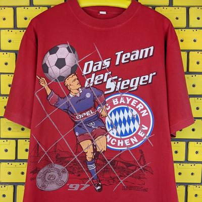 Tops – T-Shirts