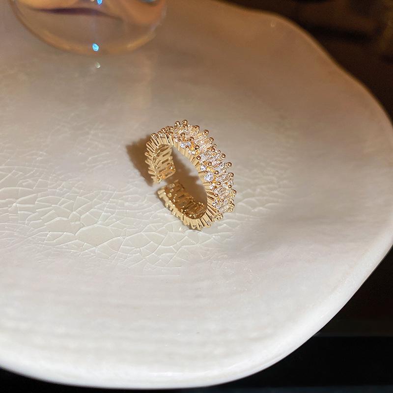 Zircon Open Ring: French Minimalist Style for Women