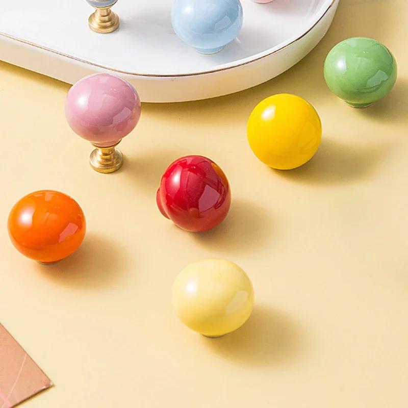 Maniglia Sferica in Ceramica Colorata Moderna per Ante di Armadi e Guardaroba Maniglia Carina per Cassetti Foro Singolo Pomelli Sferici Colorati
