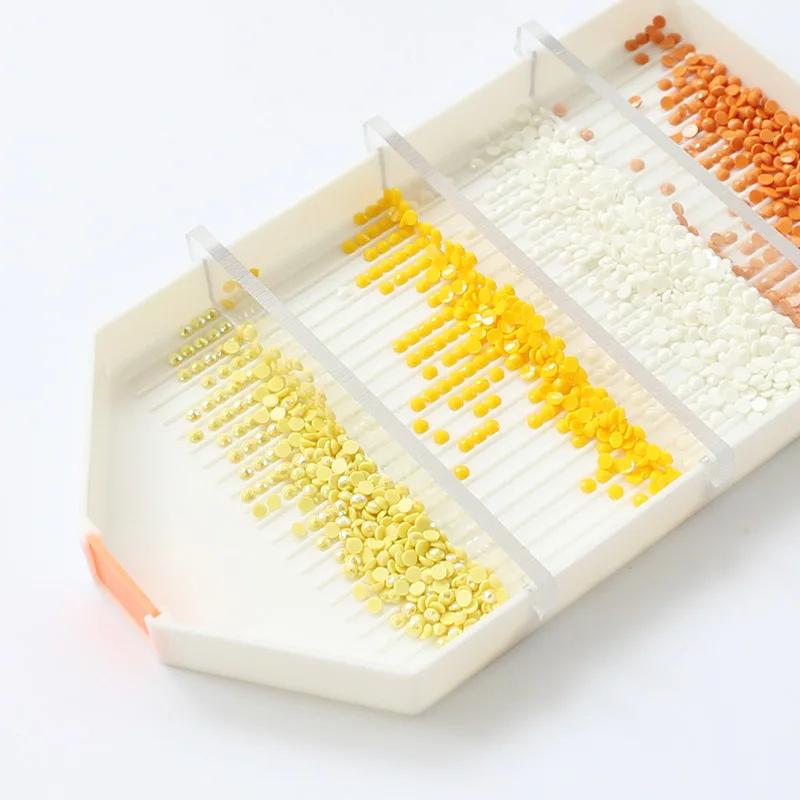 5pcs-Storage box, diamond art score, diamond plate with slot, multifunctional storage box, baffle, multi-purpose tool