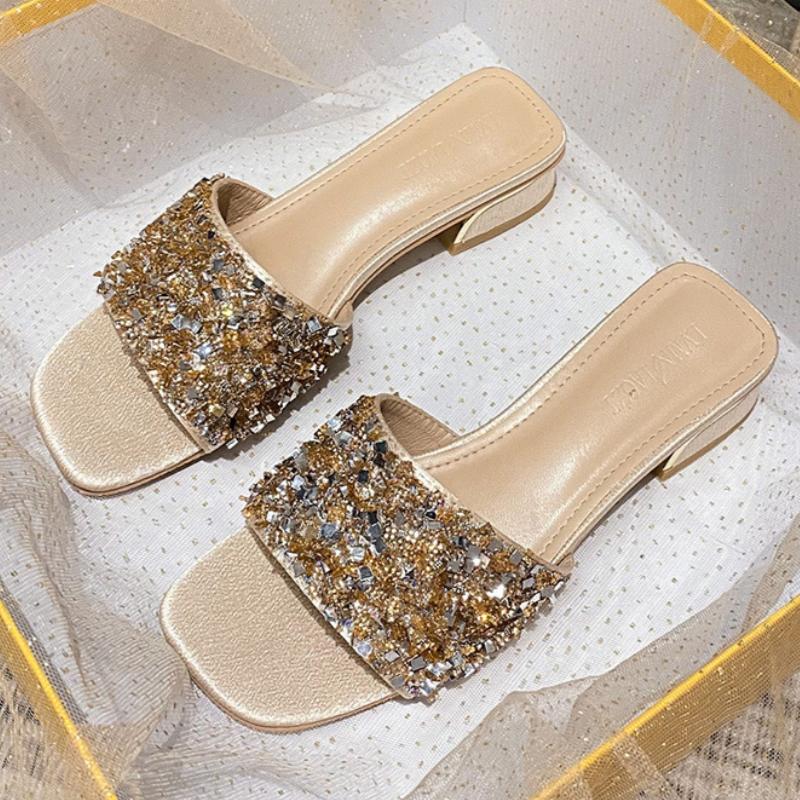 Fashion Slippers for Women 2025 New Summer Rhinestone Thick Heel Sandals for Women Fashion Flat Bottom for Women Outside Sandals