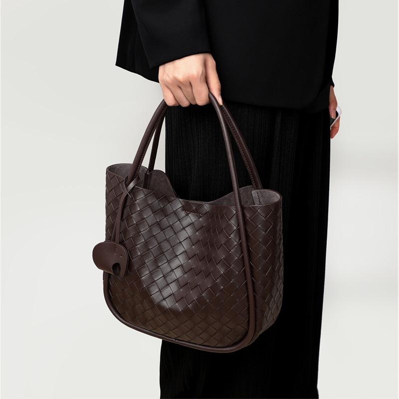 Niche Handbag, Hand Woven Handbag, New Fashionable Women's Bag, Vegetable Basket, Single Shoulder Crossbody Bag, Shopping Bag