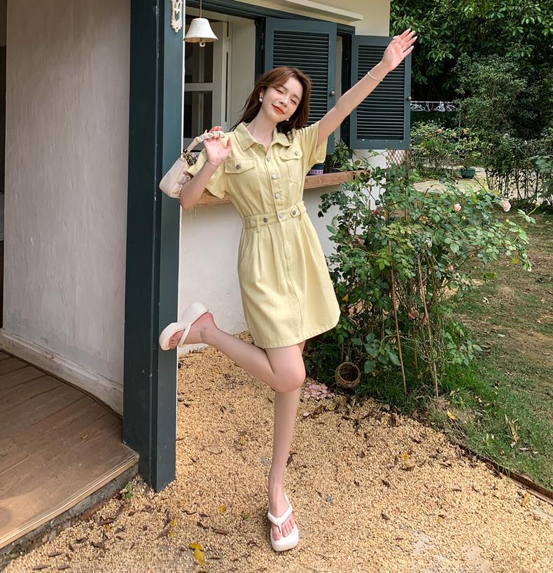 Real Shot: Summer Hong Kong-Style Korean Short-Sleeve Denim Dress - Fashionable Waist-Slimming Design for Women