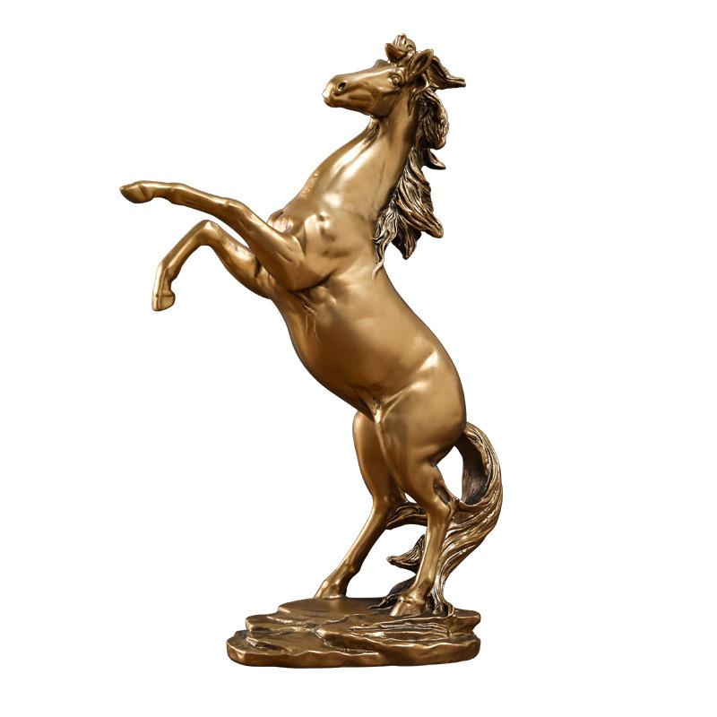 Elegant Horse Resin Figurine For Modern Home Decor And Office Decoration Display