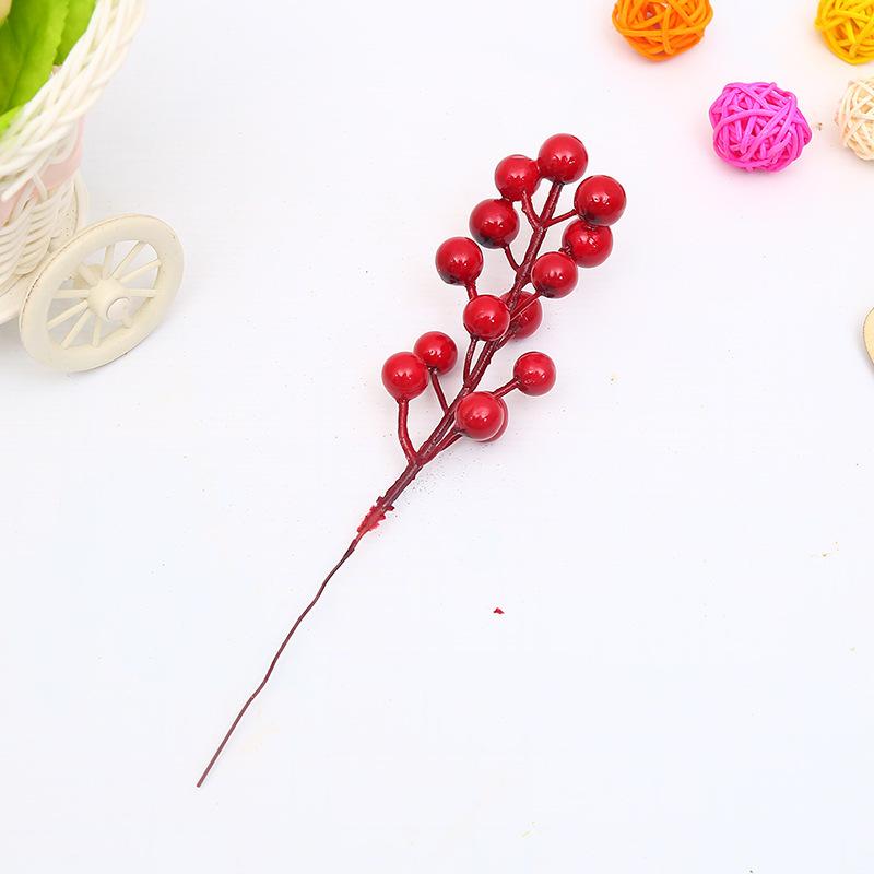 Christmas Crafts Small Red Fruit Cuttings Foam Berries 14 Heads Small Red Fruit Christmas Decorations