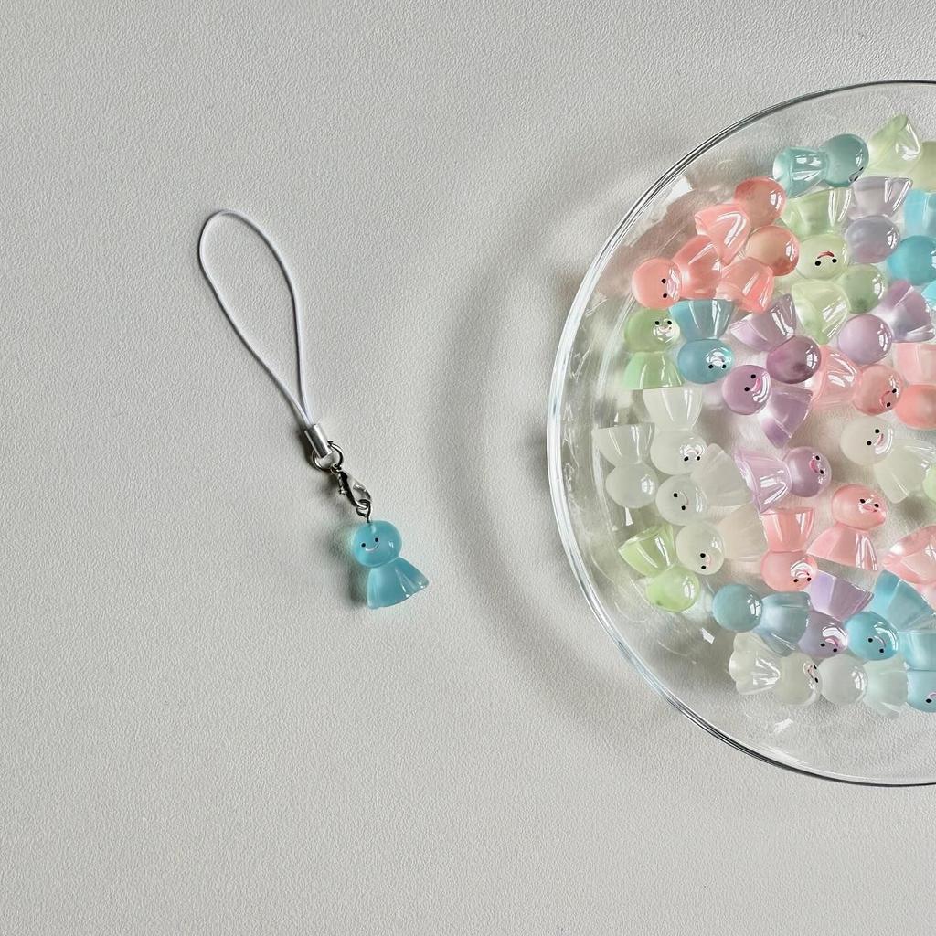 Glow-In-The-Dark Cute Snowman Keychain, Phone Lanyard As a Gift for Friends, Colorful Cartoon Ghost Pendant, Phone Case Accessory, Cute Doll Trinket