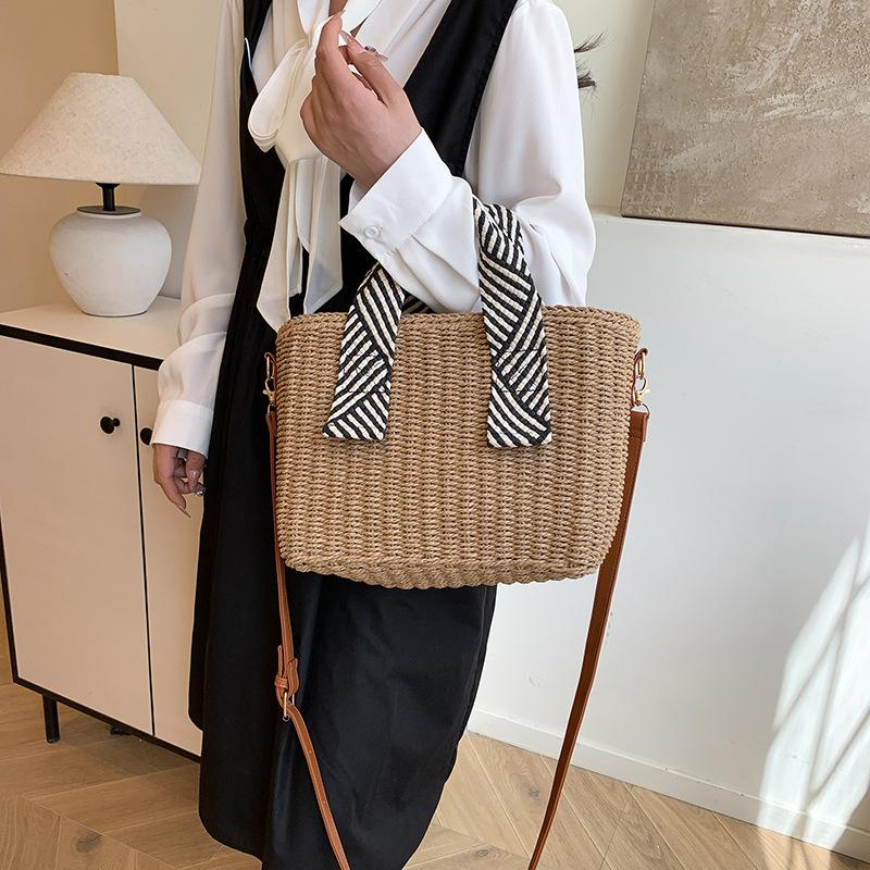 New Shoulder Handbag Tote Bag Seaside Vacation Handbag Large Capacity Versatile Beach Woven Bag