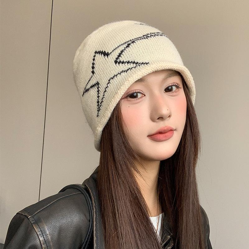 Face showing Little Star Woolen Knitted Hat for Women in Autumn and Winter Warm Ear Protection Headband Hat with Big Head Circumference for Cold