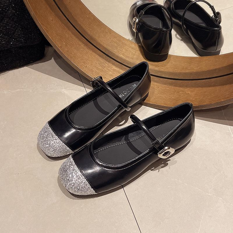 

Fashion temperament silver with skirt one-pedal flat-soled single shoes women s 2025 new autumn French Mary Jane shoes 35 чёрный