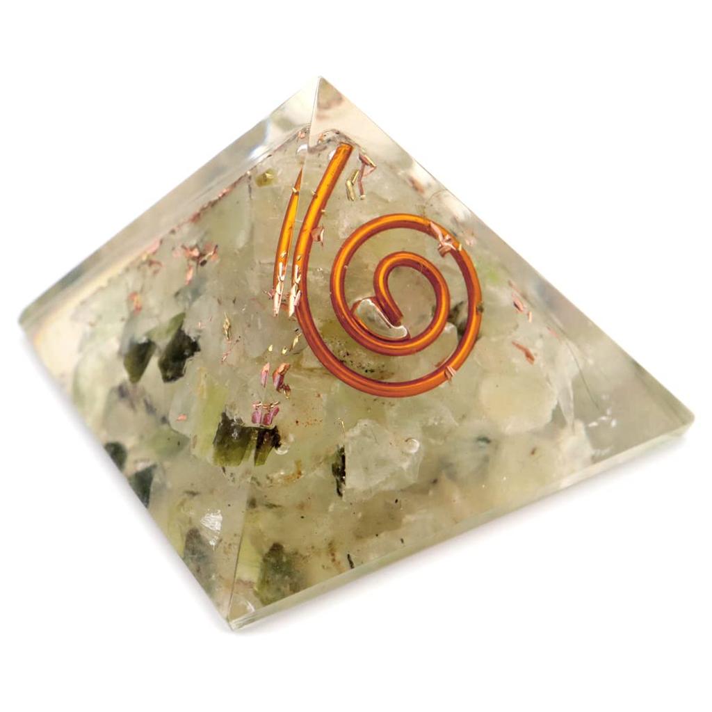 [GOLD STONE] Prehnite Orgonite Pyramid, Spiritual Item, Approximately 30mm Wide