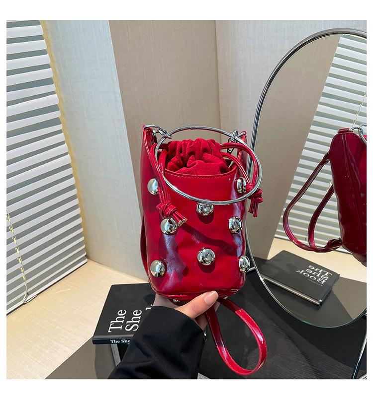 Trend Rivet Fashion Women's Bag 2025 Large Capacity New Shoulder Crossbody Underarm Handbag