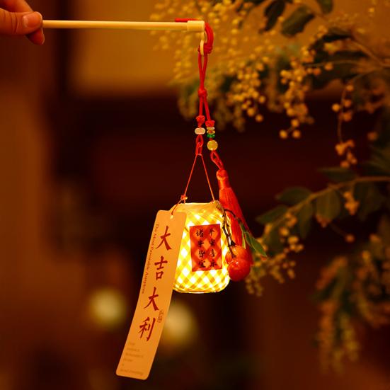 DIY Bamboo Hand-Woven Lantern Handcrafted Traditional Chinese Palace Handheld Lantern for Mid-Autumn Festival New Year Home Party Decor