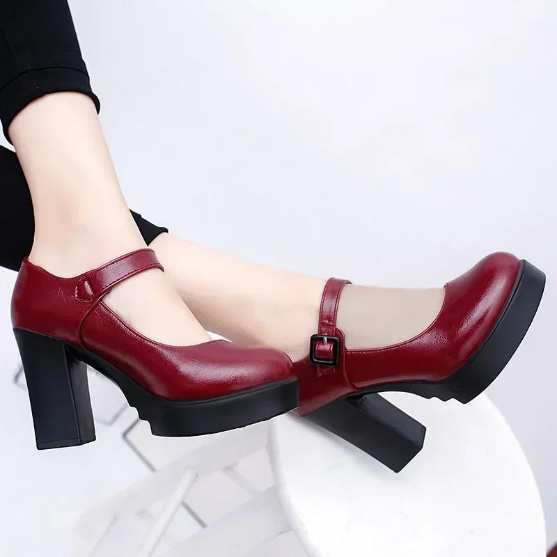 2024 Schuhe für Damen Slingbacks Damen Pumps Neue Herbst Runde Zehen Schnalle Flach Solide Kleid Büro Chunky Heels Mode Schuhe