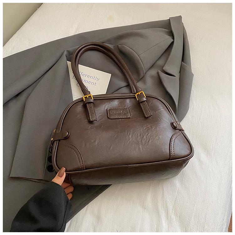 Suede handbag bag women's 2025 new trendy autumn and winter retro fashion shoulder bag commuter messenger pillow bag