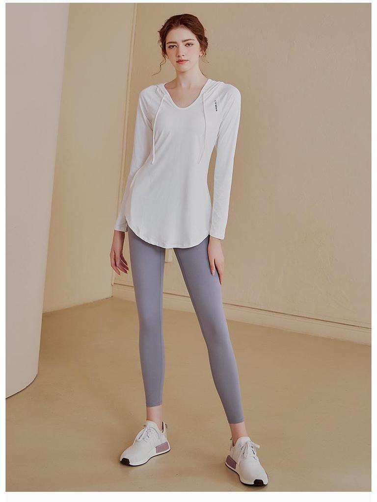 Damska luźna bluza fitness z kapturem i długim rękawem - Casualowy top do jogi o średniej długości, wygodny na jesień