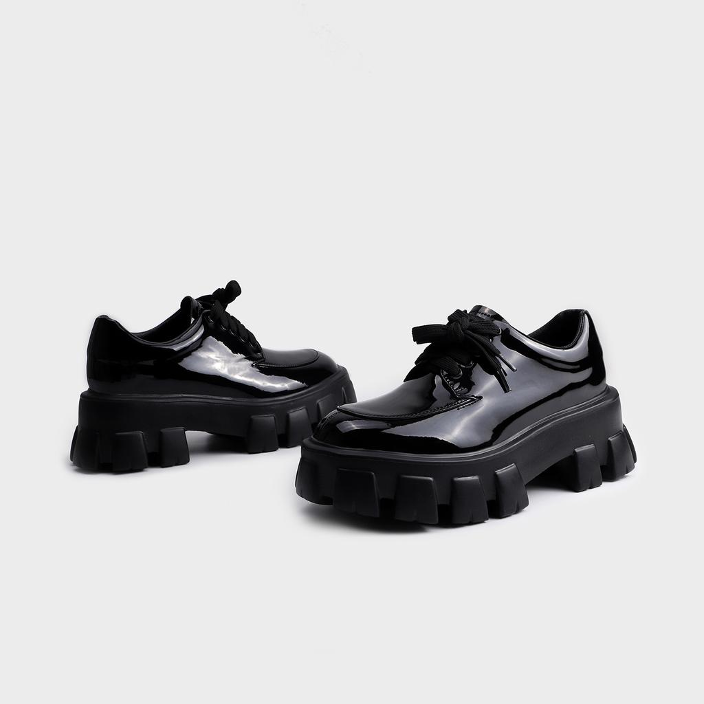 Grape Mother the Same 2025 Spring New Internet Celebrity the Same Fashion Uniform Big Head Platform Small Leather Shoes Daily Single Shoes