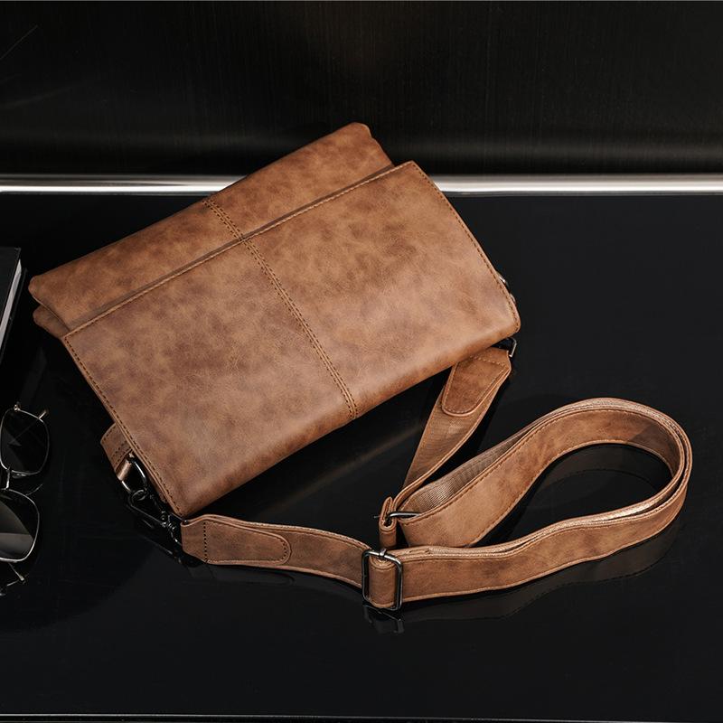 Retro Men's Three-layer Pocket Crossbody Casual Shoulder Bag Horizontal Bag Cover Type Satchel