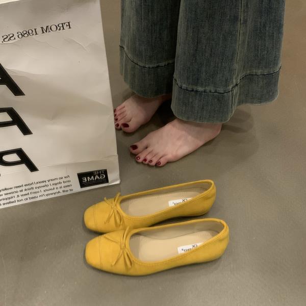 

Модная обувь Женские балетки Слипоны Модис С мелким вырезом Бант Платье Слипоны Ретро Новинка 2025 Мокасины Лето Бабочка Флок Весна 35