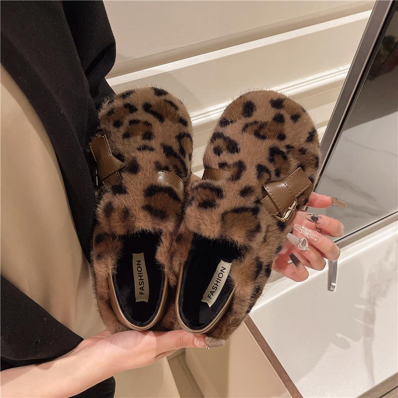 Flat-bottomed Retro Outer Wear Leopard Print One-pedal Lazy Cotton Shoes Women's 2025 Autumn New Plush Warm Fluffy Shoes