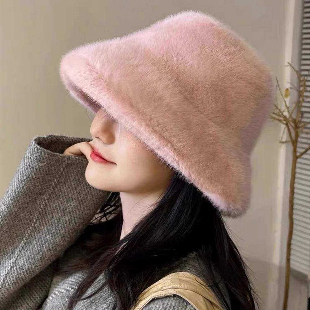

Winter Fluffy Faux Fur Bucket Hats for Women Luxury Plush Fisherman Hat Warm Winter Hat Thicken Cold Snowy Day Panama Cap Beanie рожевий