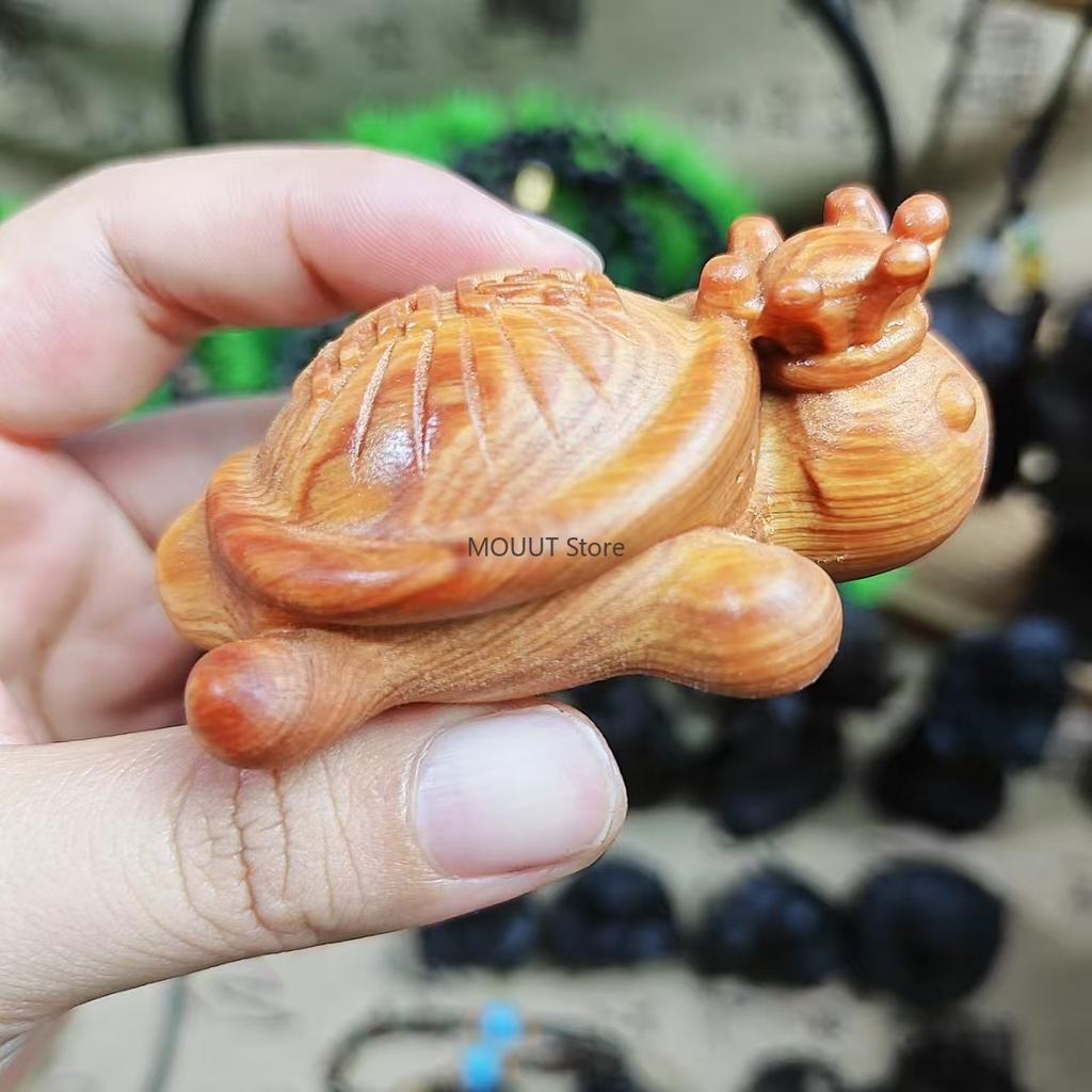 Wooden Carved Champion Cute Turtle Handheld Piece-Solid Wood Carved Pet Cartoon Ornament Car Hanging Decoration