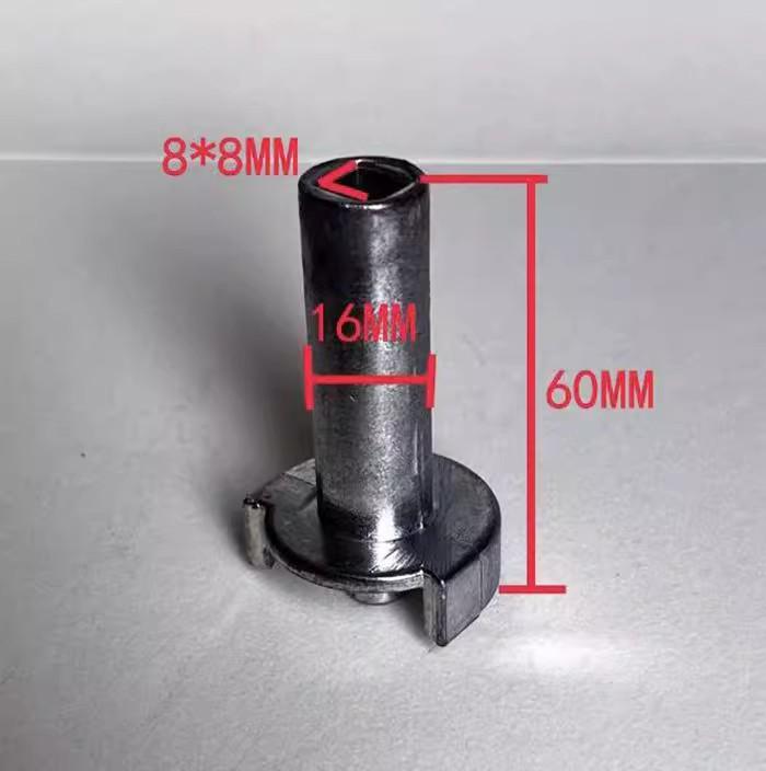 Römische Regenschirmzubehörteile: Armlehnen, Kurbelgriffe, Einzugsmechanismen, Ersatzteile, Sonnenschirme für den Außenbereich, Kappen, Seile.