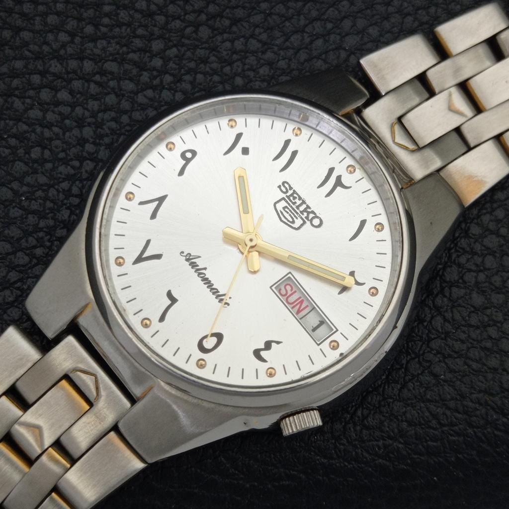 GENUINE VINTAGE SEIKO 5 AUTOMATIC JAPAN 7S26A MENS SILVER DIAL WATCH a702462-5 R124-a702462