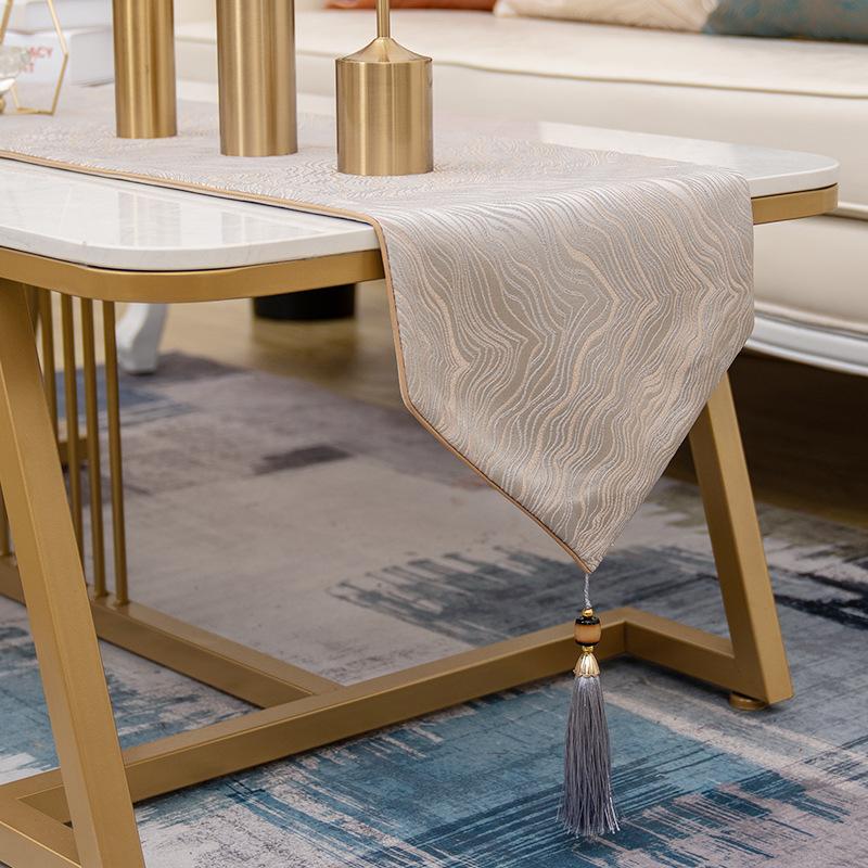 

Современная вышивка, водная рябь, чайные столики, бегун, европейские атласные столы, флаг для гостиной, обеденный стол, чехол для телевизора, ткань для гостиничного стола, флаг 33*160cm