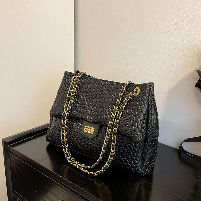 Luxury Women s Large Capacity Woven Chain Crossbody and Shoulder Bag 2026 чёрный