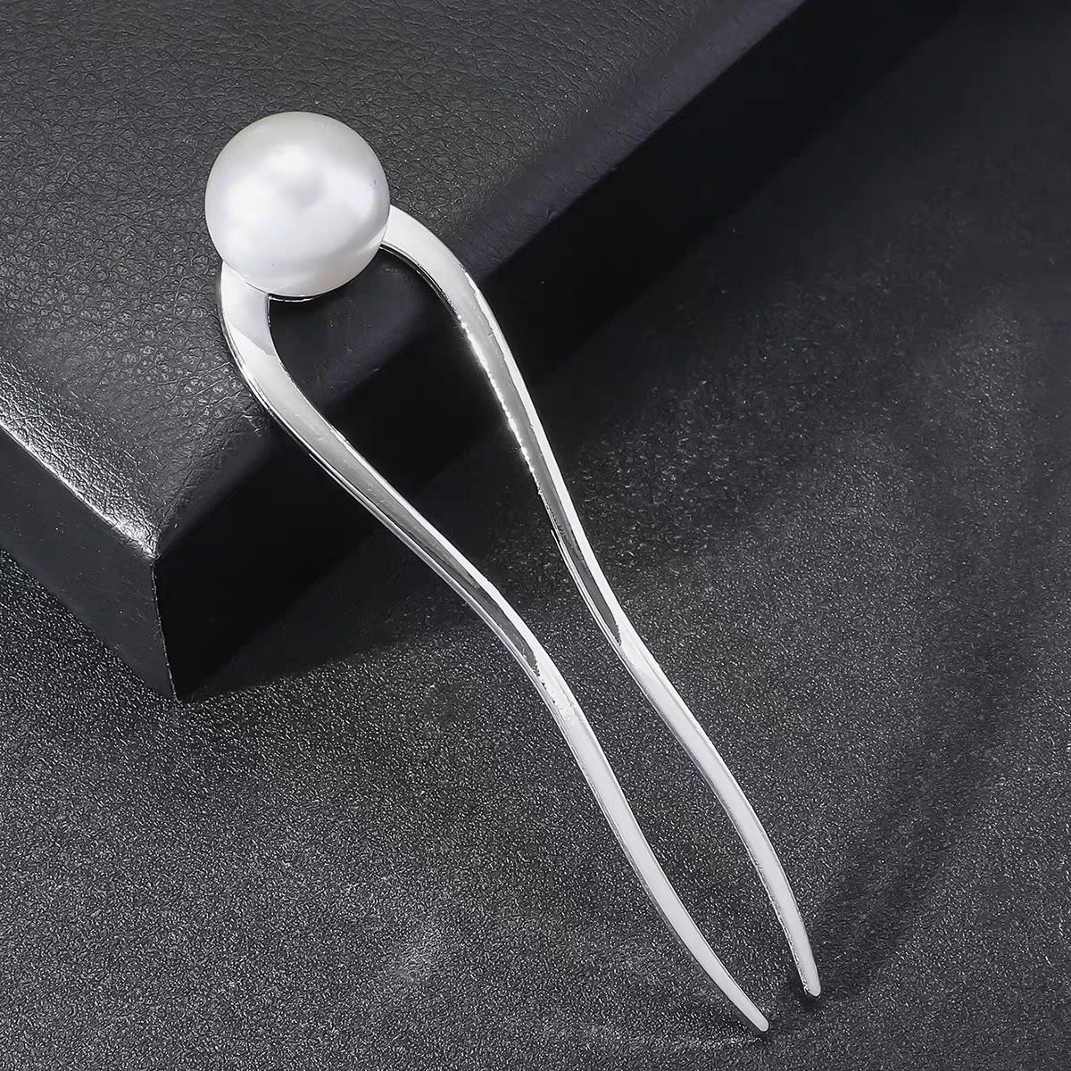 

Metal Flower Hair Stick For Women Girls U-shaped Hairpin Fashion Hair Clip Pins New Blue Crystal Hair Bun Hair Accessories