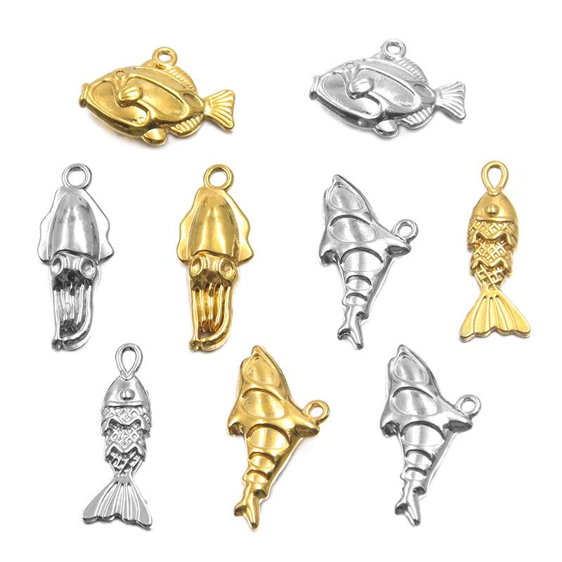 Ciondolo Pesce Rosso Placcato Oro 18k in Acciaio Inossidabile per Bracciale/Collana Fai da Te (Serie Oceano)