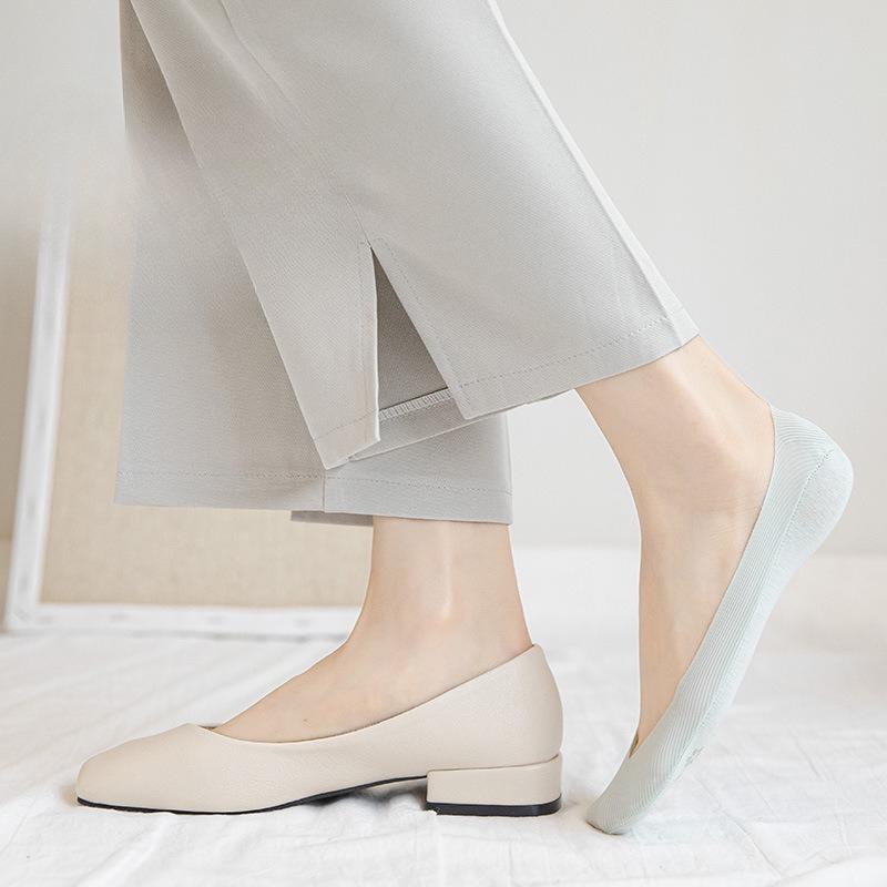 Women's Ice Silk Boat Socks, Cotton Sole, Low Top, Shallow Top, Invisible Socks, Sweat-absorbing, Anti-slip, Non-dropping Heel Short Socks