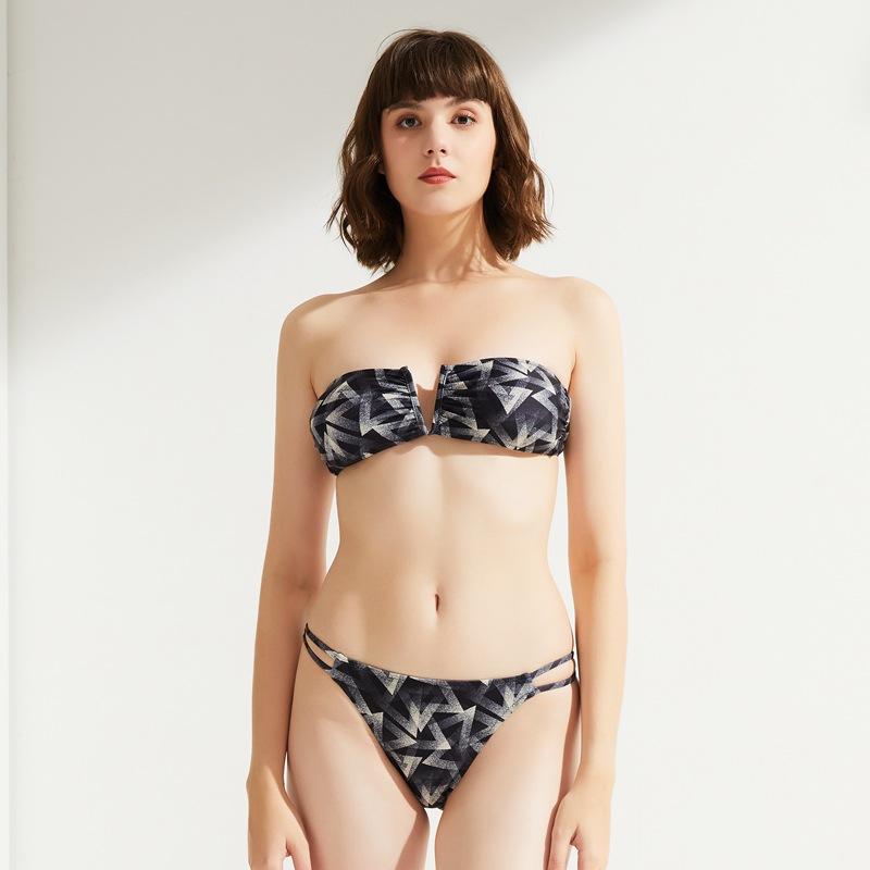 Tube top European and American Internet celebrities sexy bikini swimsuit women deep V bikini split swimsuit S