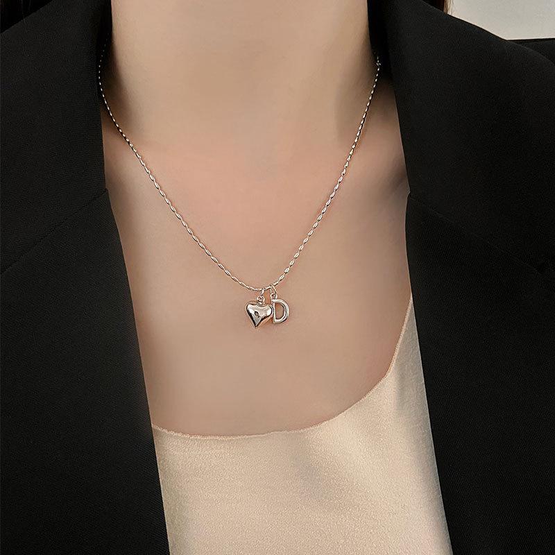Sweet Love Letter D Necklace Temperament Heart-shaped Clavicle Chain Rice Cervical Chain Women's New Trend