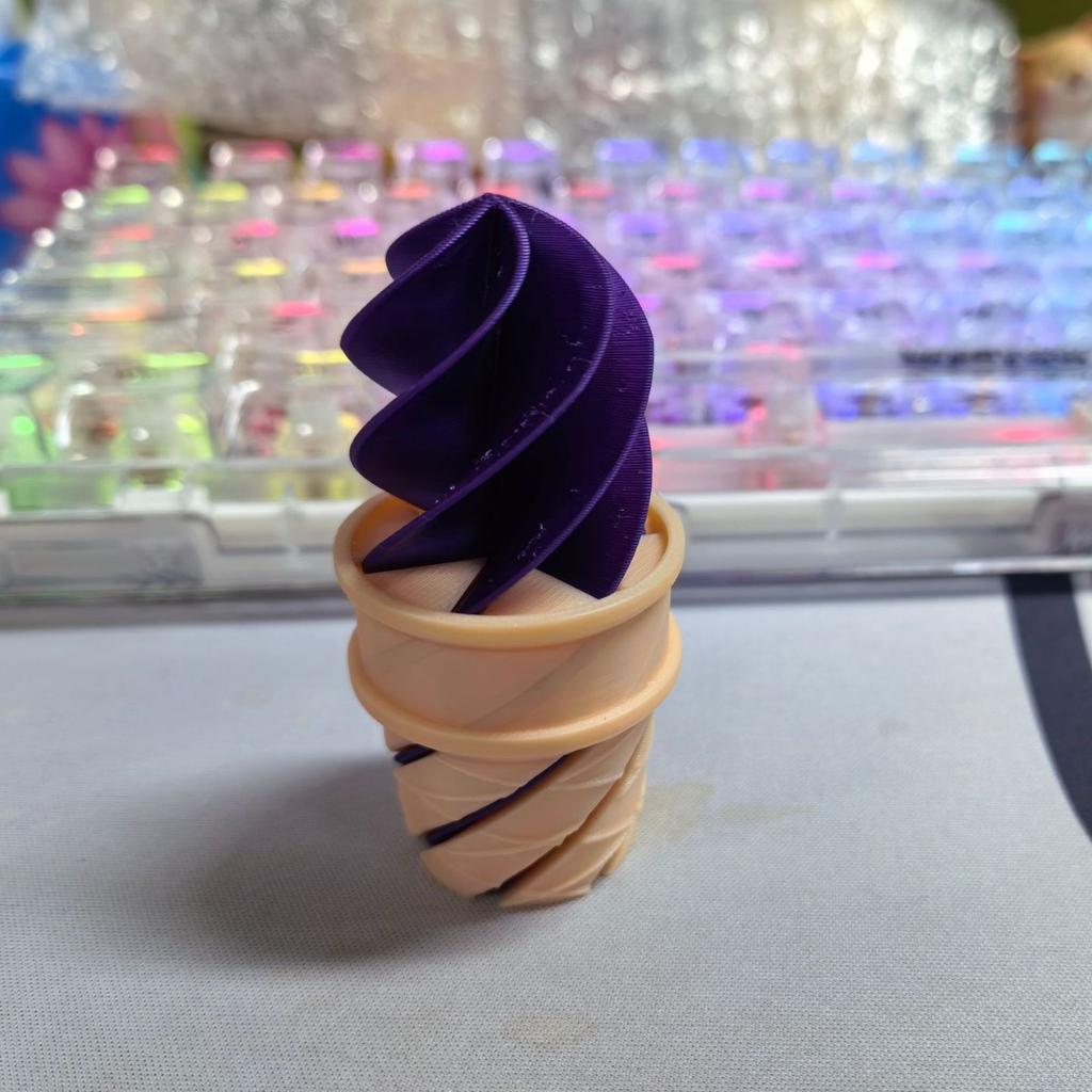 3D Printed Toys Simulation Spiral Sweet Tube Model Realistic Artificial Food Model Fake Food Dessert Decompression Decorative
