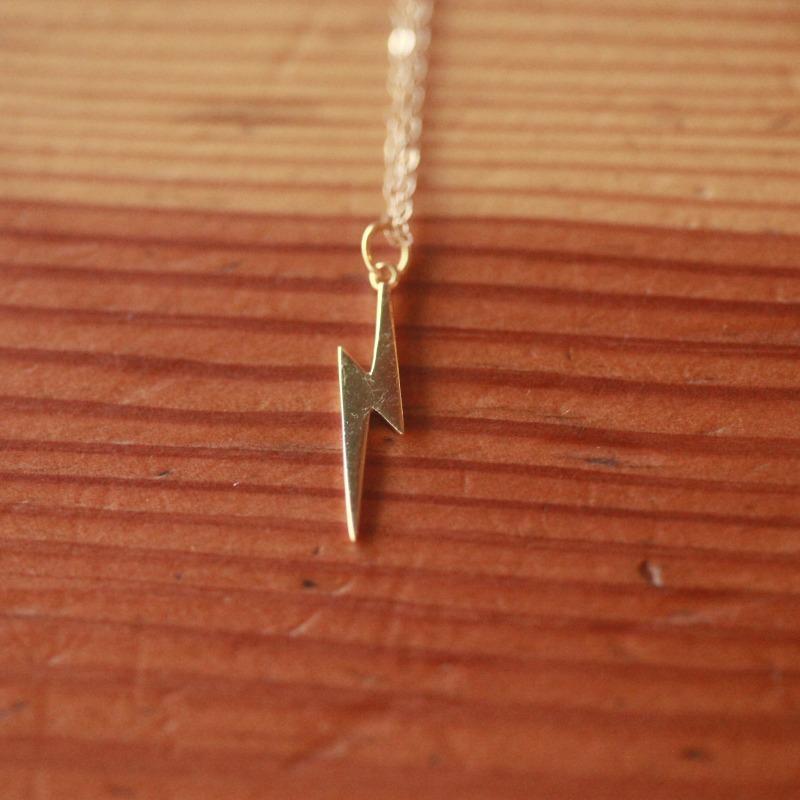 Stainless Steel Necklace Hot Lightning Necklaces for Women Protection Pendants for Girlfriend Gifts Jewelry