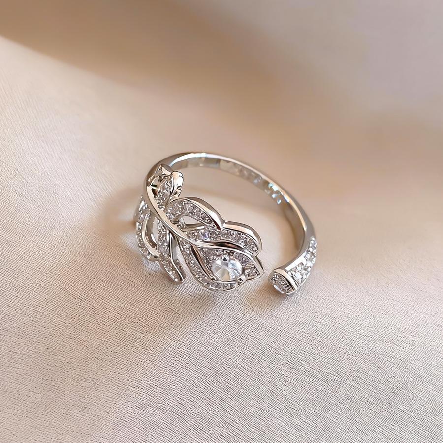 

French exquisite zircon feather leaf open ring index finger ring versatile personality jewelry