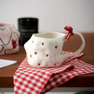 Tasse en céramique rouge sous glaçure mignonne de grande capacité, mug créatif, tasse à eau, cadeau de Noël, Saint-Valentin