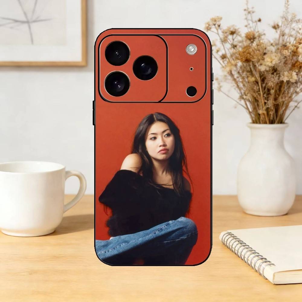 Singer B-Beabadoobee Phone Case Silicone Black Soft For IPhone 17,16,15,14,13,12,11,SE,Plus Pro Max